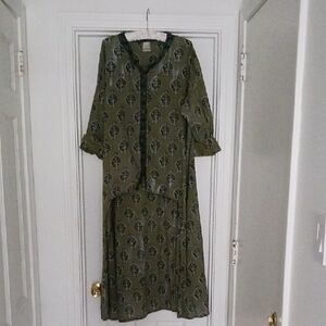Elegant Olive Patterned Women's Button Down Shirt